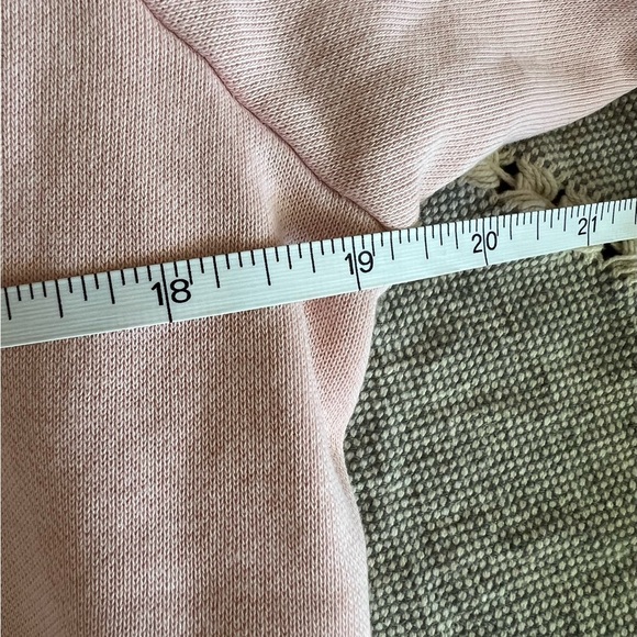 Columbia Women's Pink Hoodie, size medium, EUC, outdoor, sportswear, casual - Picture 7 of 7